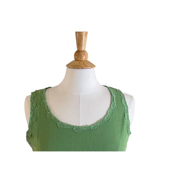 Disney Light Green Tank Top Lace Trim, Tinkerbell, Rhinestones, Size M - Picture 4 of 12